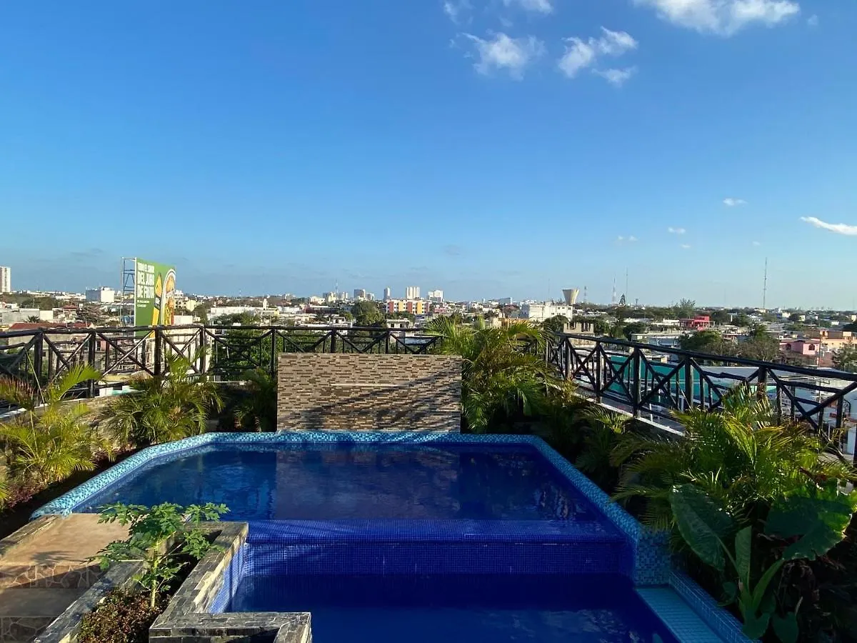 Hotel Suites La Roca Cancun